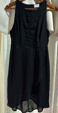 J670 Sienna Sky Black Sleeveless Faux Wrap Cocktail Dress with Crochet Detail Sz
